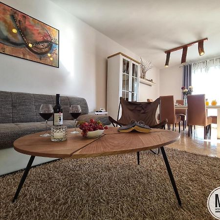 Apartment Valery Pula Zewnętrze zdjęcie