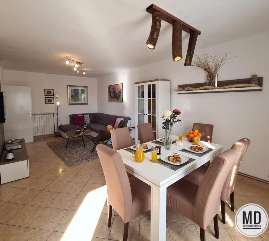 Apartment Valery Pula Zewnętrze zdjęcie